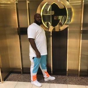 Meet your Posher, Robert